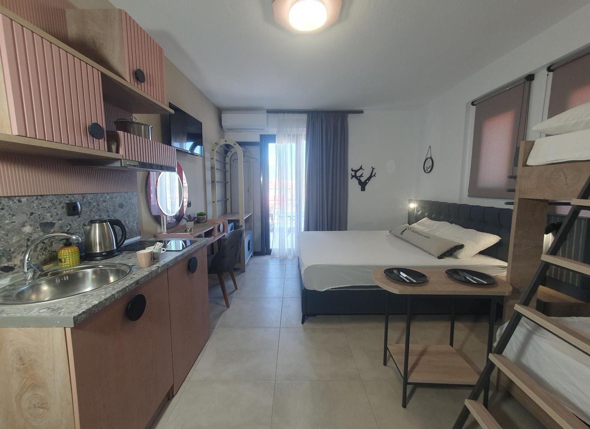 Olea Luxury Suites Asprovalta Exterior photo